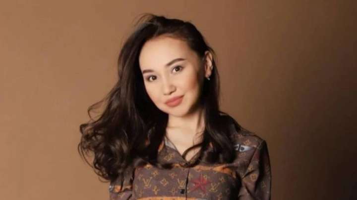 Перизат Қайраттың атақты гүл дүкенін қалай сатып алғаны айтылды