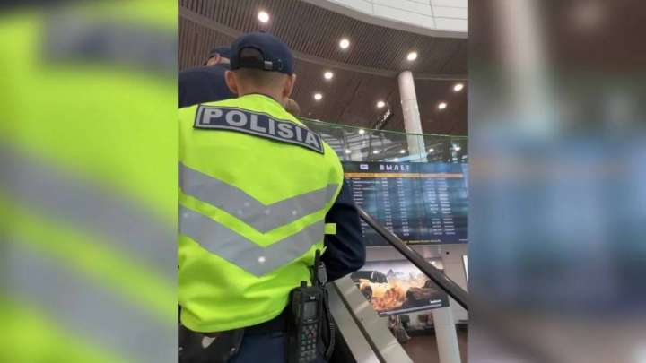 Бейәдеп сөздер айтқан атыраулық әйел әуе рейсінен түсірілді