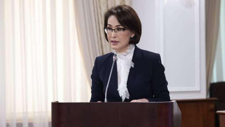 "Дәрігерлерді ұруды тоқтатыңыздар!": Министр халыққа үндеу жолдады