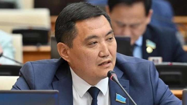 Депутат Алматы облысы әкімінің отставкасын талап етті