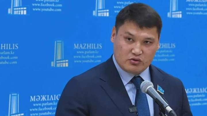 Руслан Берденовке жасалған қастандық бойынша іс сотқа түсті