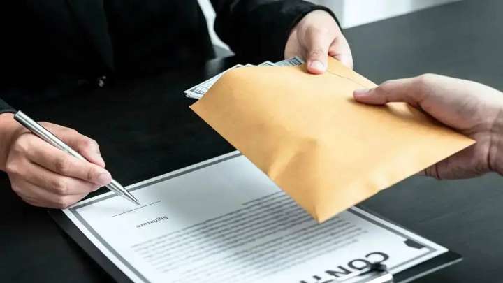 ҰҚК Қызылордада жоғары лауазымды шенеунікті ұстады