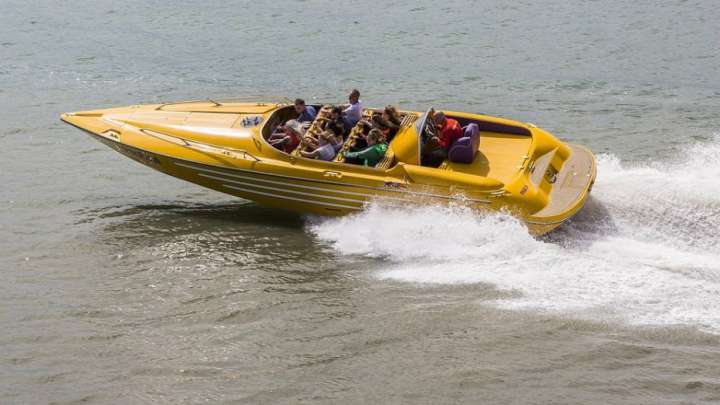 Алакөлде демалып жүрген кісіні қайық қағып өлтірді