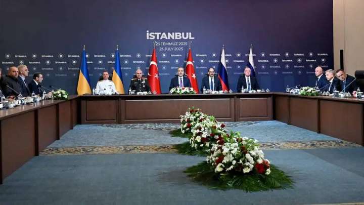 Түркия СІМ: Ресей мен Украина көшбасшыларының кездесуі жөнінде келісімге қол жеткізілді