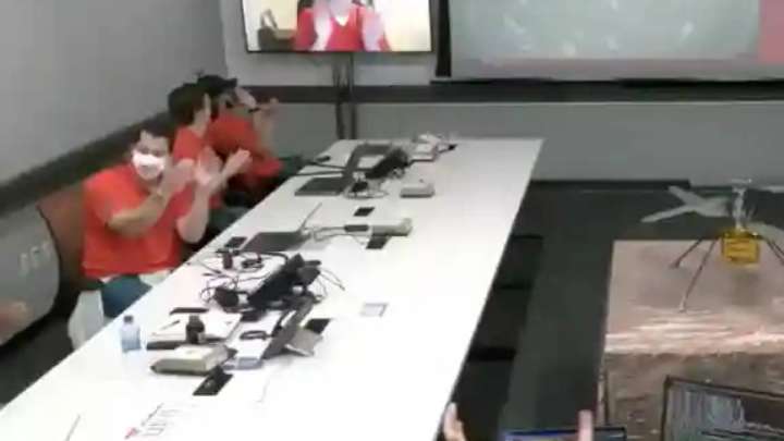 NASA қызметкерлерінің шамамен 20 пайызы жұмыстан кетіп жатыр