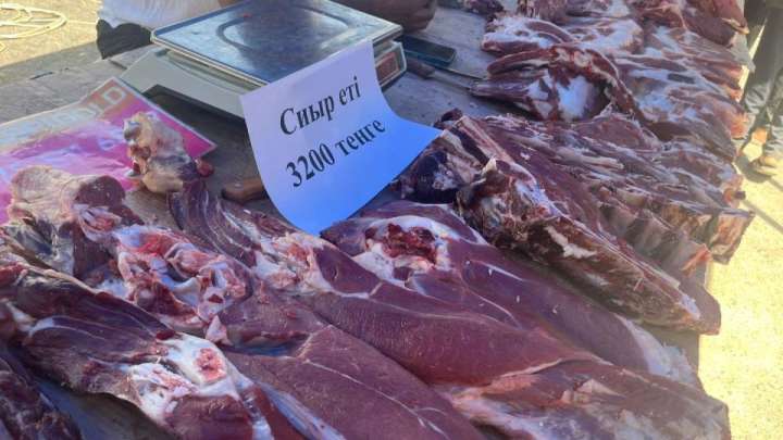 Шымкентте етті 3500 теңгеден сатқан кәсіпкерлер жауапкершілікке тартылды