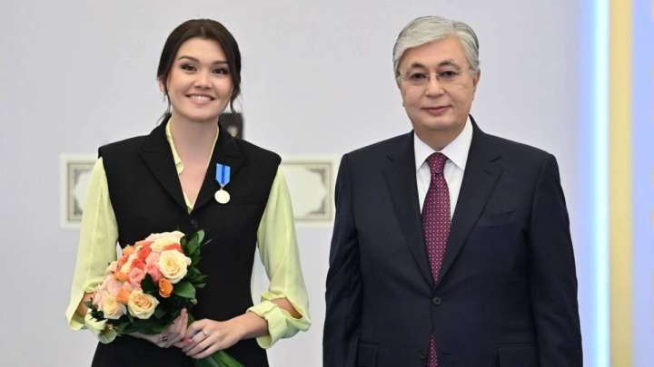 Тоқаев опера әншісі Әйгерім Алтынбекті құттықтады