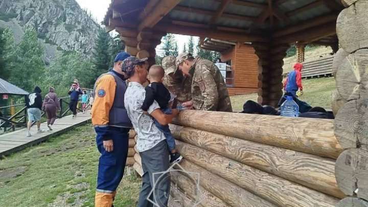 Алматы тауларында 2 жастағы бала жоғалып кеткен