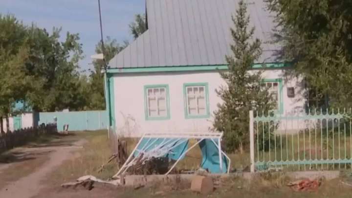 Алты баланы қаққан жүргізушінің куәлікті қалай алғаны тексеріледі