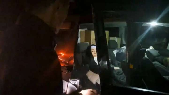 Ерекше рейд: Полиция трассадағы жүргізушілерді ұйықтауға мәжбүрлеген