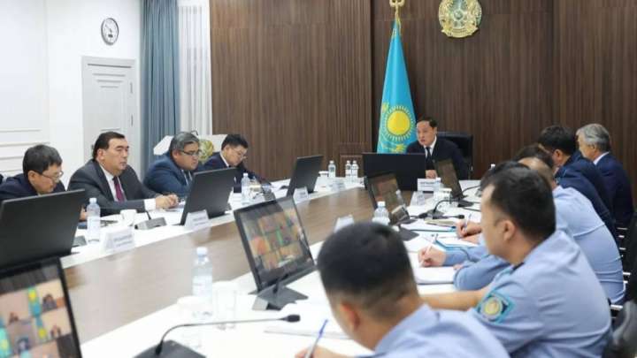 Тараз және Шу әкімдеріне сөгіс берілді