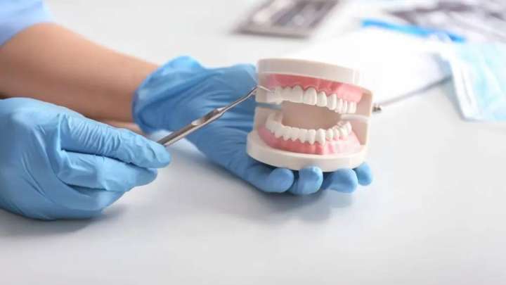 Қазақстандықтар енді зейнетақы қаражатына тісін емдете алмайды