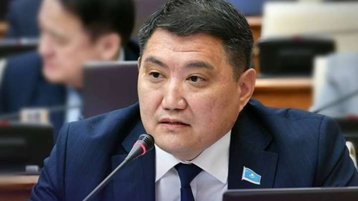 20 млн айлық талап еткен депутат Базарбек сынның астында қалды