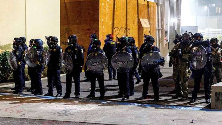 Орегон штатының билігі Трамптан әскер орналастырмауды талап етті