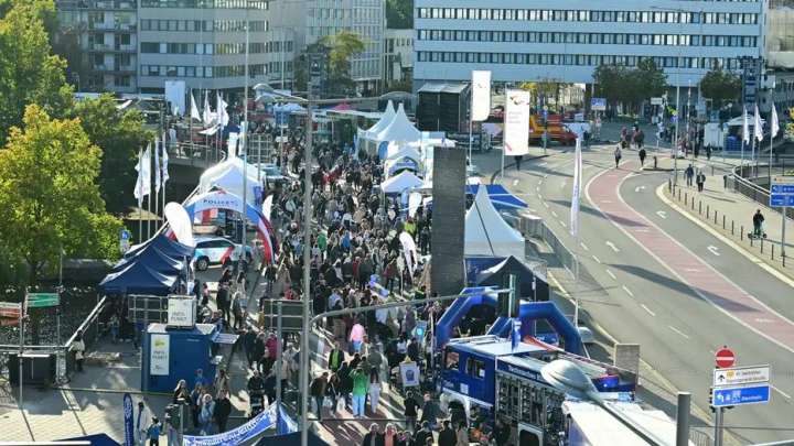 Германия елді қайта біріктірудің 35 жылдығын атап өтті