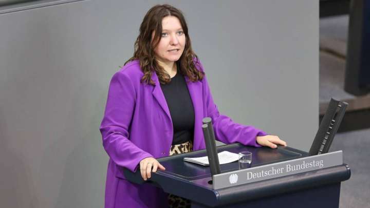 Ресейдің Львовқа шабуылы. Германиялық депутаттар жертөлеге тығылуға мәжбүр болды