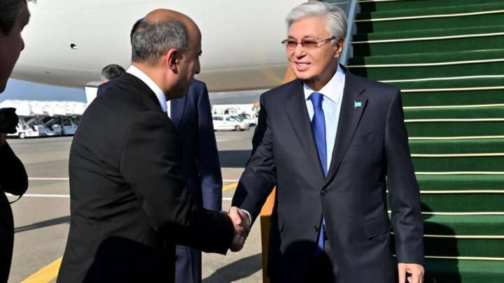 Қасым-Жомарт Тоқаев Әзербайжанға барды