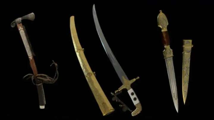 Кәрім Мәсімовтің тәркіленген қымбат бұйымдары миллиондаған теңгеге сатылды