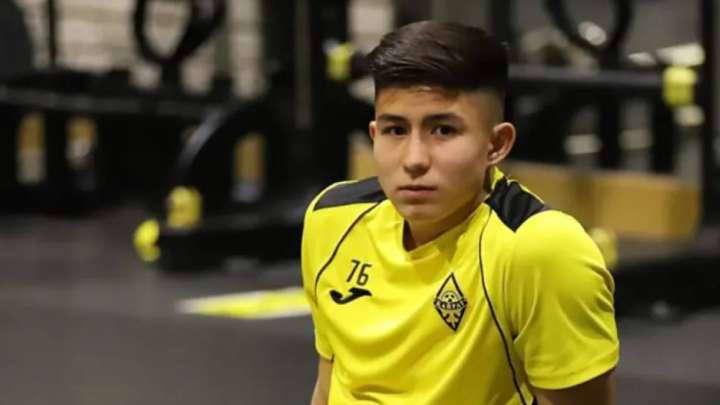 «Ақша жібермеңіздер»: Дастан Сәтпаев желі қолданушыларына үндеу жасады