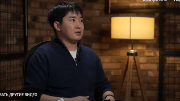 Балаларының ернінен сүйетін ата-аналар біле жүрсін. Дәрігер ескертуі