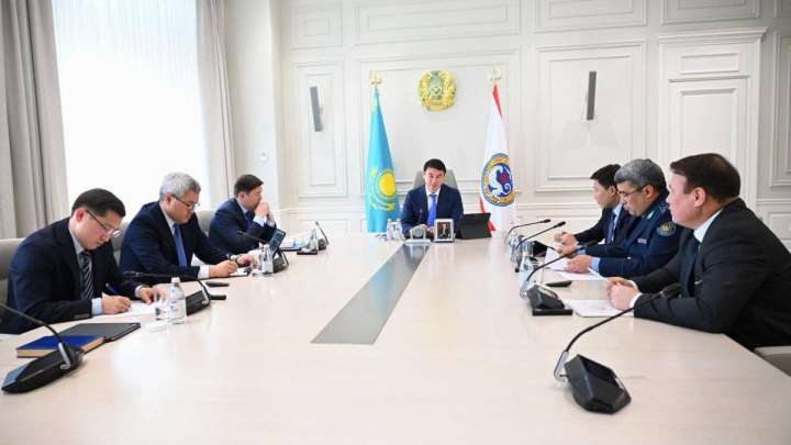 Дархан Сатыбалды заңсыз қоқыс орындарын жоюды тапсырды