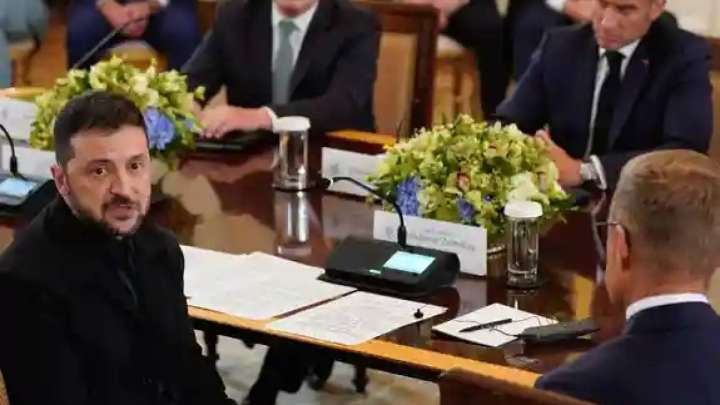 Киев бейбіт келісім үшін Ресейден санкцияларды алып тастауға келісуі мүмкін