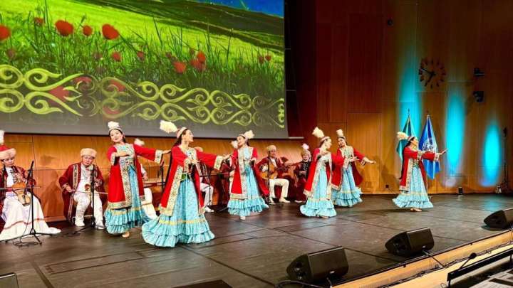 Сыр өнерпаздары Швейцария сахнасында