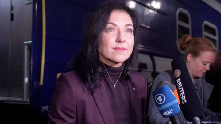 Германия экономика министрі Киевтегі шабуыл кезінде жасырынуға мәжбүр болды