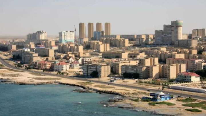 Ақтауда көпқабатты үйдің тұрғындары бес ай бойы ауызсусыз отыр