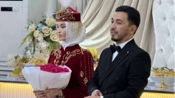 Дәурен Айдарқұлов үшінші әйелін құда түсіп алды