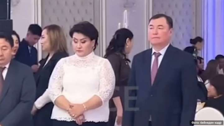 Сотталған шенеунік Бақытгүл Хаменованың тойда түскен видеосы тарады