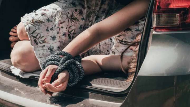 "Шағым жоқ": Таразда тапа-тал түсте қыз алып қашқандар тергеліп жатыр