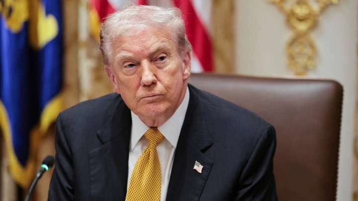 Трамп америкалықтарға 2000 доллар уәде етті