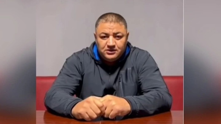 "Оған не керек?" – Хасан Қасымбаев Жан Ахмадиевтің үстінен арыз жазған (ВИДЕО)