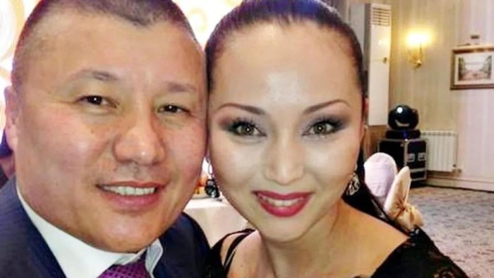 "Бір ұрғаннан кейін киімімді жинап, кетіп қалдым": Баян Мақсатқызы бірінші күйеуі туралы айтты