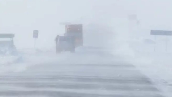 Ауа райына байланысты бірнеше жолда шектеу қойылды