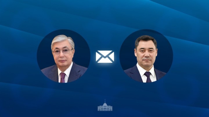 Тоқаев Садыр Жапаровты Қырғыз Республикасы Жогорку Кенеші сайлауының өтуімен құттықтады