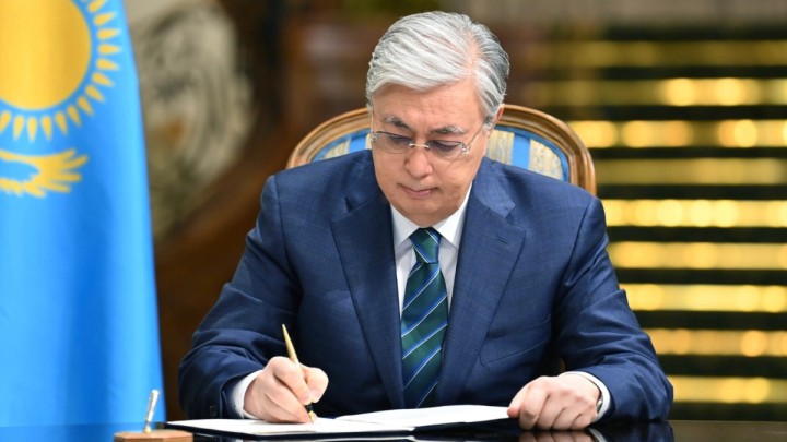 Еліміздің 3 жылдық бюджетіне қол қойылды