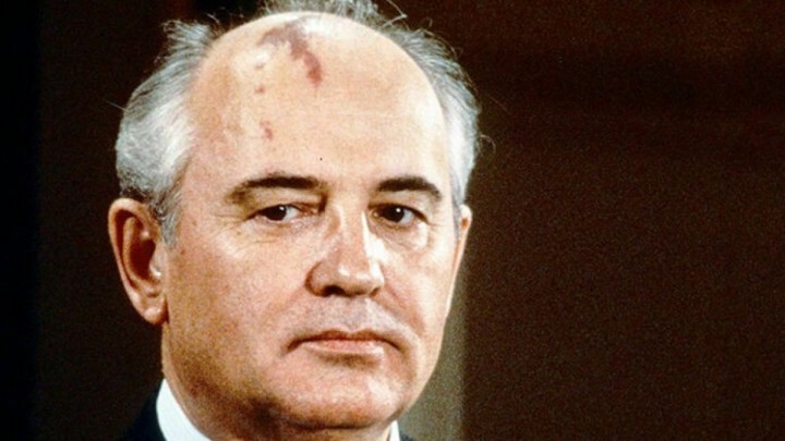 Горбачев: Желтоқсанда жастарды жаншуға әскер кіргізуді Назарбаев талап етті