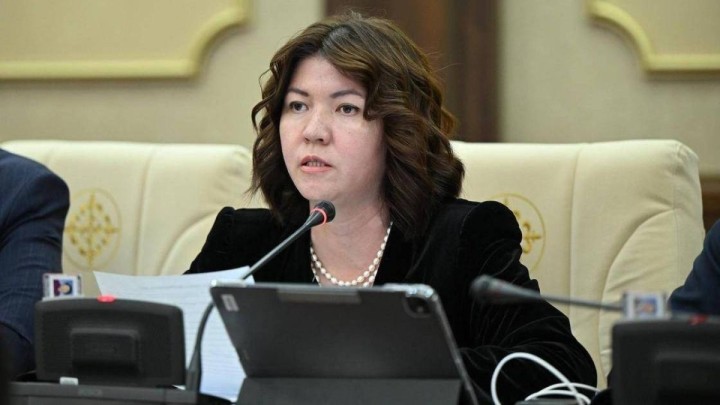 Еліміздің бас педагогы мұғалімдер қауымы асыға күткен хабарды жеткізді (ВИДЕО)