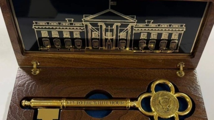 Трамп Қасым-Жомарт Тоқаевқа жылы лебізін жолдады