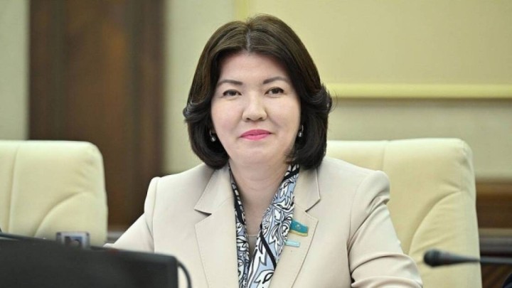 "Мұғалімдердің жүктемесін азайту": Еліміздің бас педагогы мұғалімдер асыға күткен қуанышты хабарды айтты (ВИДЕО)