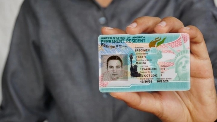 АҚШ соты Трамптың мигранттарға қатысты шешімінің күшін жойды