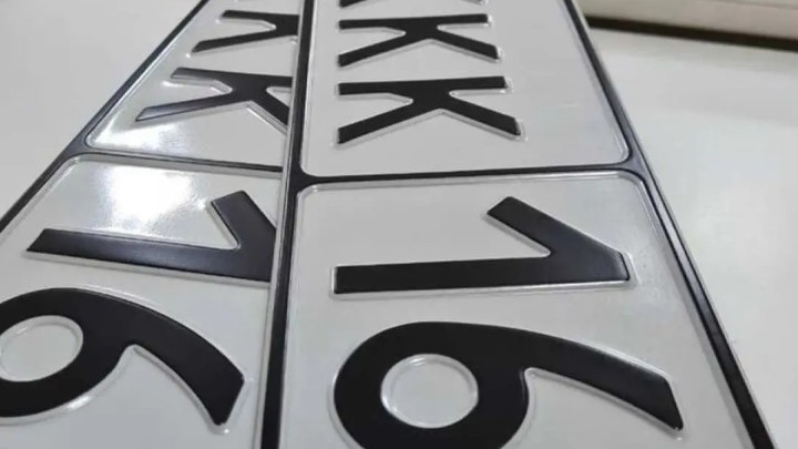 Көлігіне «әдемі» нөмір алғысы келгендер ұзын сонар кезекте тұр