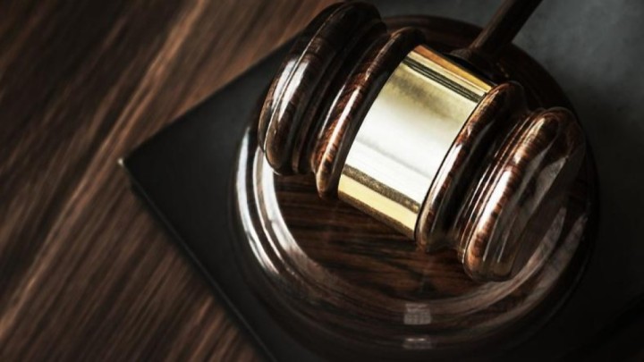 БҚО-да Мемлекеттік кіріс департаментінің басқарма басшысы парамен ұсталды