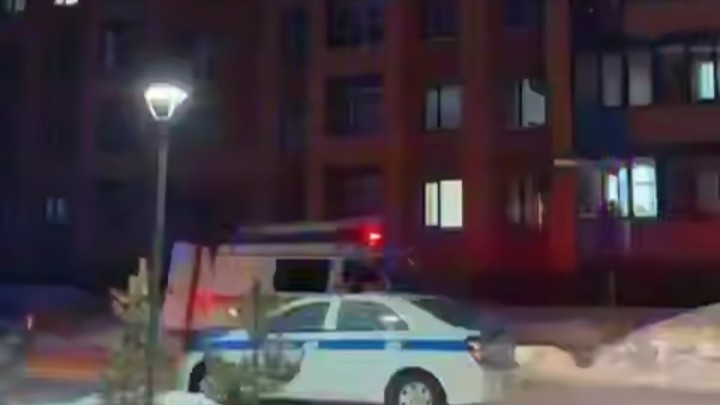 Қостанайдағы көпқабатты үйдегі өрт шығып, 34 адам эвакуацияланды