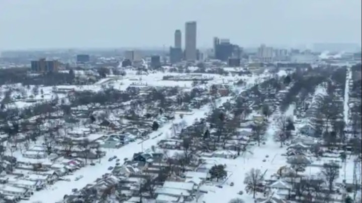 АҚШ-тың бірқатар штатында төтенше жағдай режимі енгізілді