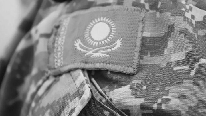 Әскерде тағы бір сарбаз өзін атып өлтірді