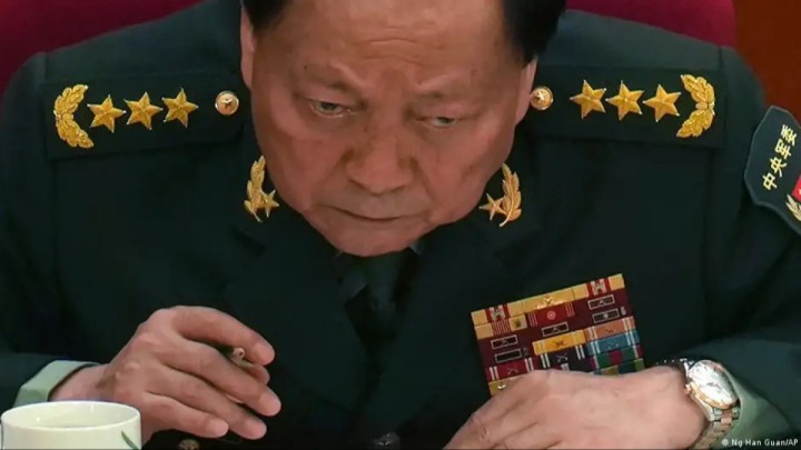 Генералдар жемқор ма, Ши Жипиңнің ойыны ма?