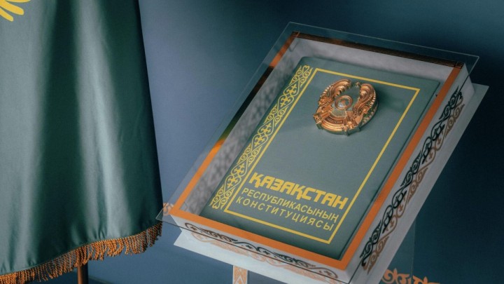 Конституциялық комиссияның алтыншы отырысы - Live-трансляция /видео/